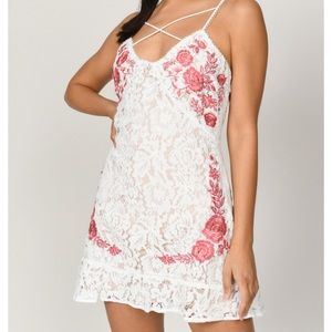 COPY - Vintage White Lace Rose Dress (Tobi)